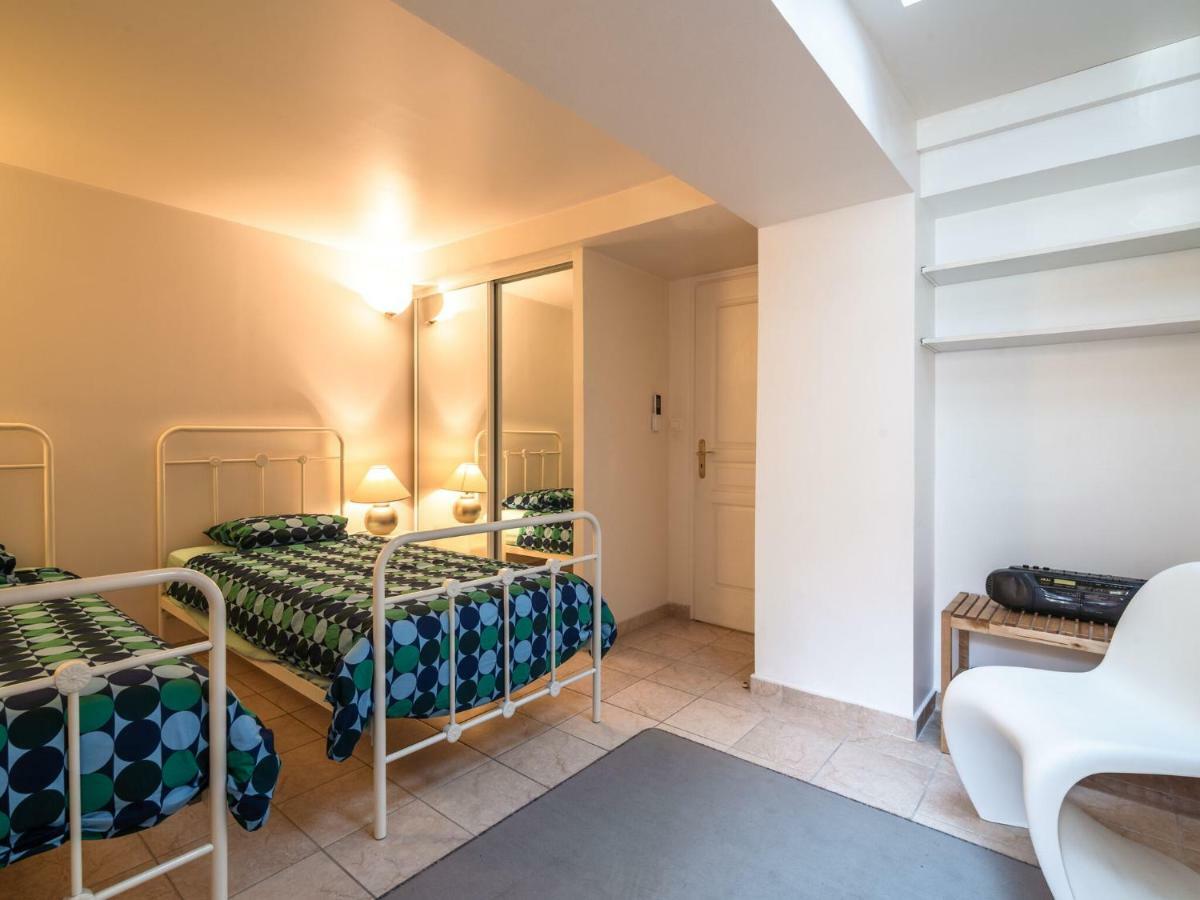 Villa With Private Pool And Sublime Views Эз Экстерьер фото